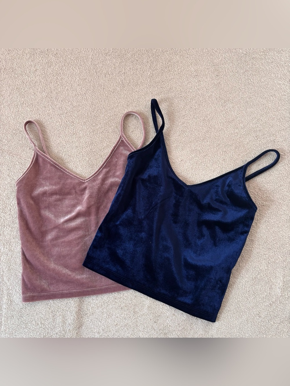Bundle of 2 cropped velvet camisole tops spaghetti strap Sz M summer festival